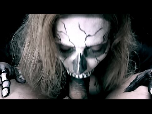 ❤️ Demoniška mergina čiulpia varpą savo juoda burna ir ryja spermą. ❤️❌ Kokybiškas porno prie lt.fitorganic.top